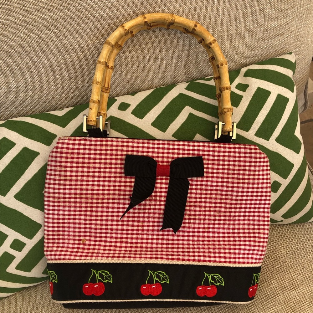 CHERRIES 🍒 Are adorable on this cute SUMMER Bag